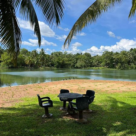 Yonan River Face Safari Resort Udawalawe Eksteriør bilde
